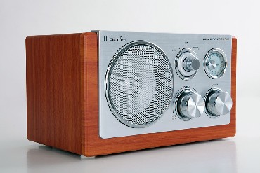 Radioodbiornik M-Audio CR-222