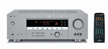 Zestaw kina domowego Yamaha RXV-450+ DVD-S550+ Universy+ YSW-10