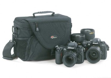 Torba naramienna Lowepro Nova 4 AW