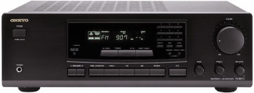 Amplituner Onkyo TX-8211