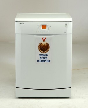 Zmywarka BEKO DFN 6835