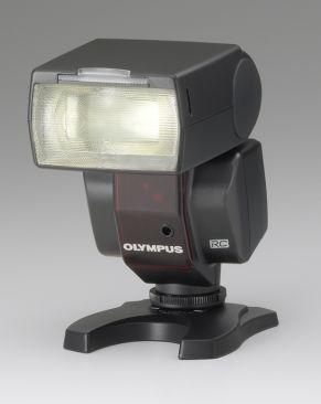 Lampa byskowa na podczerwie Olympus FL-36 R