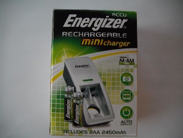 adowarka akumulatorkw Energizer Mini Charger 2AA 2450mAh