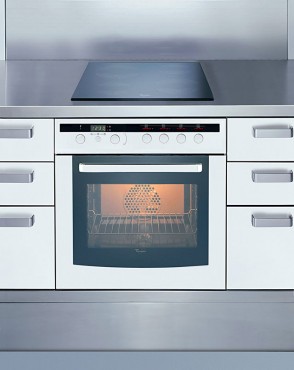 Piekarnik elektr. z pyt ceramiczn Whirlpool AKZ 531 IX + AKR 101